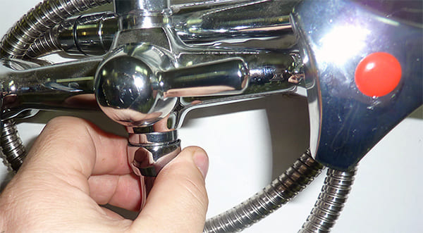 Переключатель «Ванна-душ» – разновидности и ремонт