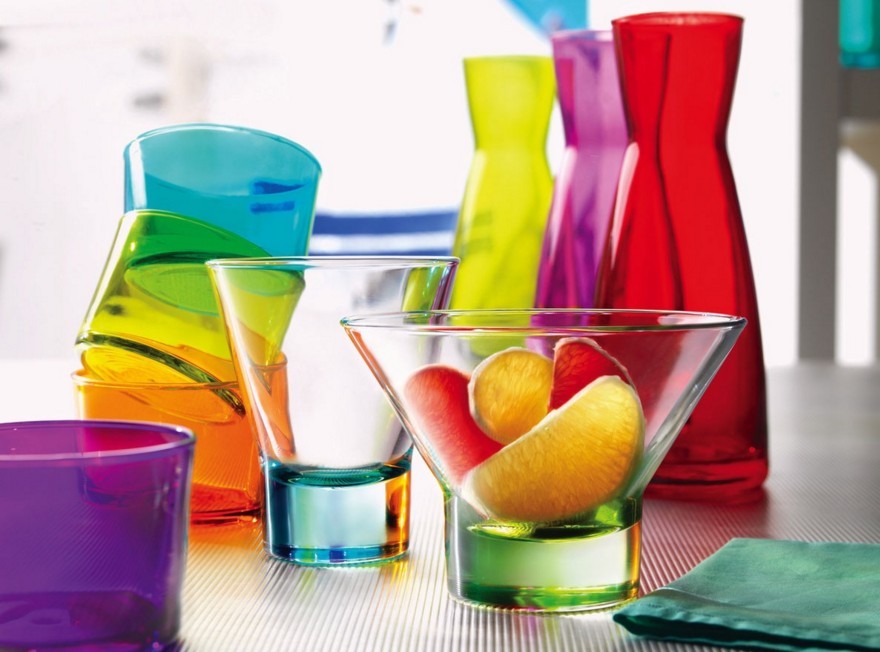 Цветная посуда из стекла