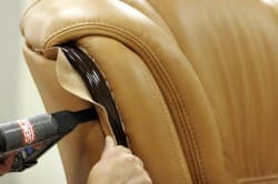Как выполняется реставрация кресла своими руками?