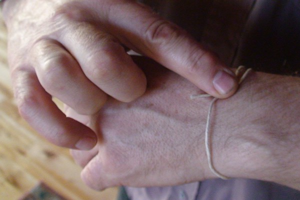 Мужской браслет своими руками из шнура с фото и видео
