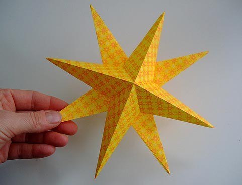 Новогодние игрушки своими руками — восьмиконечная звезда из бумаги