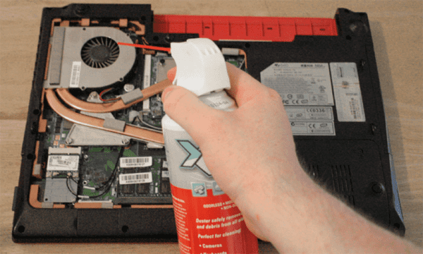 Простой способ почистить ноутбук от пыли