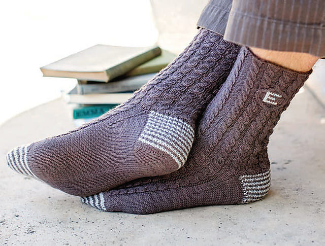 Мужские носки спицами: схемы носочков на 42 размер и выше, как связать подарок с фото и видео